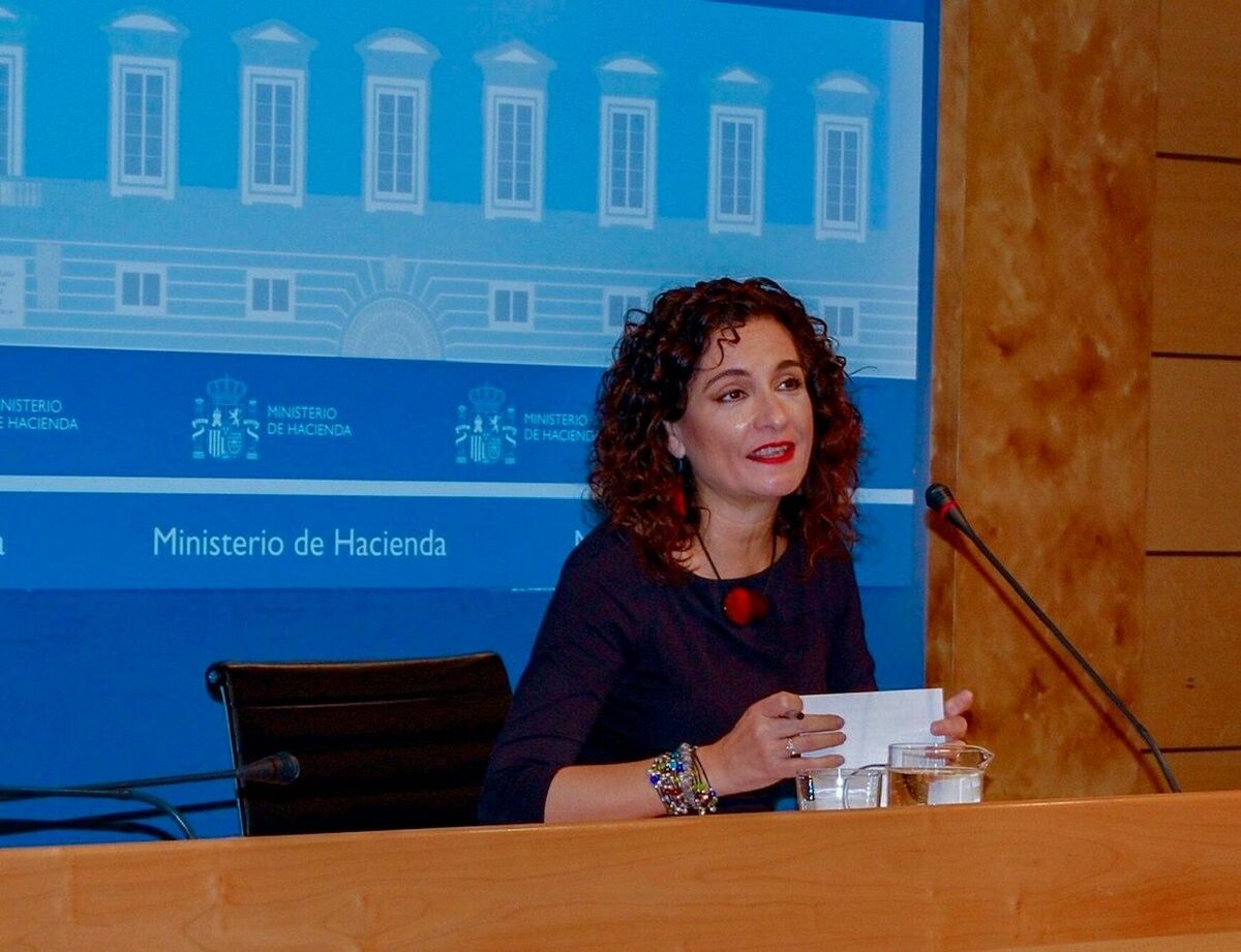Ministra Montero Hacienda