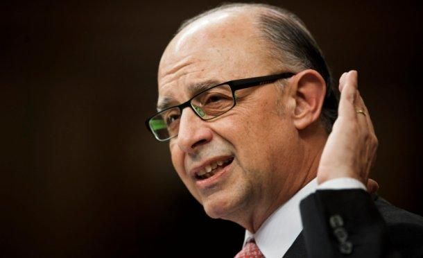 El traje a medida de Montoro: el cinismo como defensa