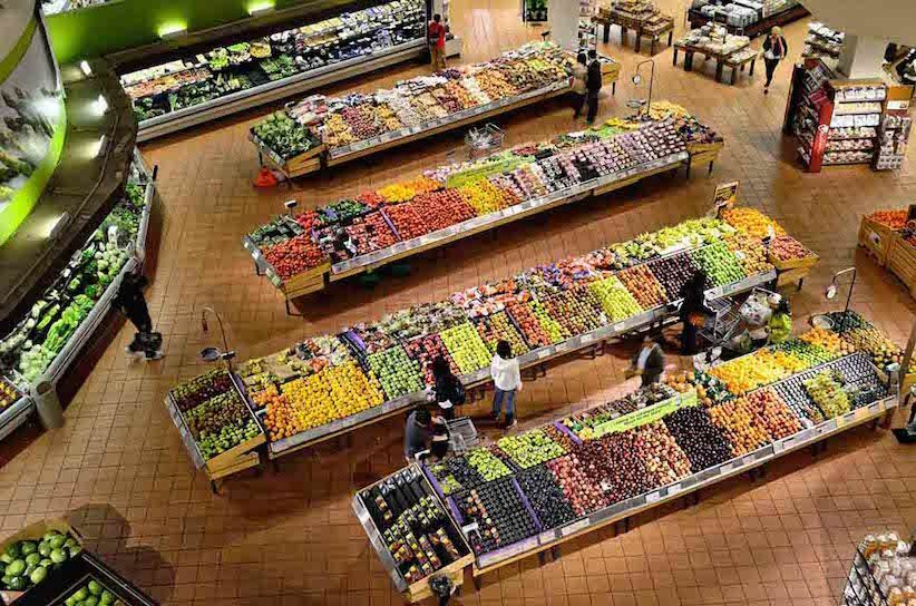 El supermercado donde comprabas ya no importa, importa dónde está la oferta.   La cesta de OCU cuesta un 39,5% más que en 2021 y elegir supermercado permite ahorrar una media de 1.310 euros al año