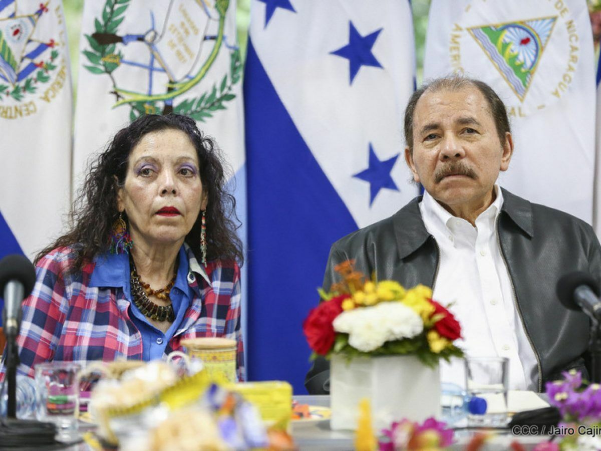 El presidente de Nicaragua, Daniel Ortega, y su esposa, Rosario Murillo, contra cuyo gobierno los expertos recomiendan actuar con respecto a las violaciones de derechos humanos en Nicaragua. El presidente de Nicaragua, Daniel Ortega, y su esposa, Rosario Murillo, contra cuyo gobierno los expertos recomiendan actuar con respecto a las violaciones de derechos humanos en Nicaragua.