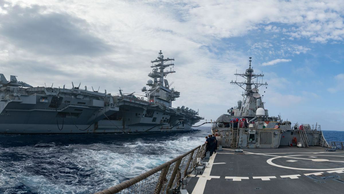 El portaaviones USS Reagan en aguas cercanas a China.