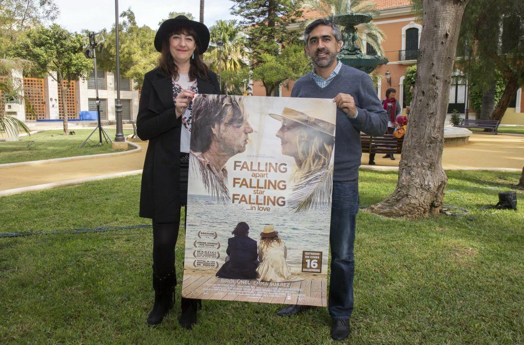 la-directora-de-falling-ana-rodriguez-rosell-y-el-actor-birol-unell