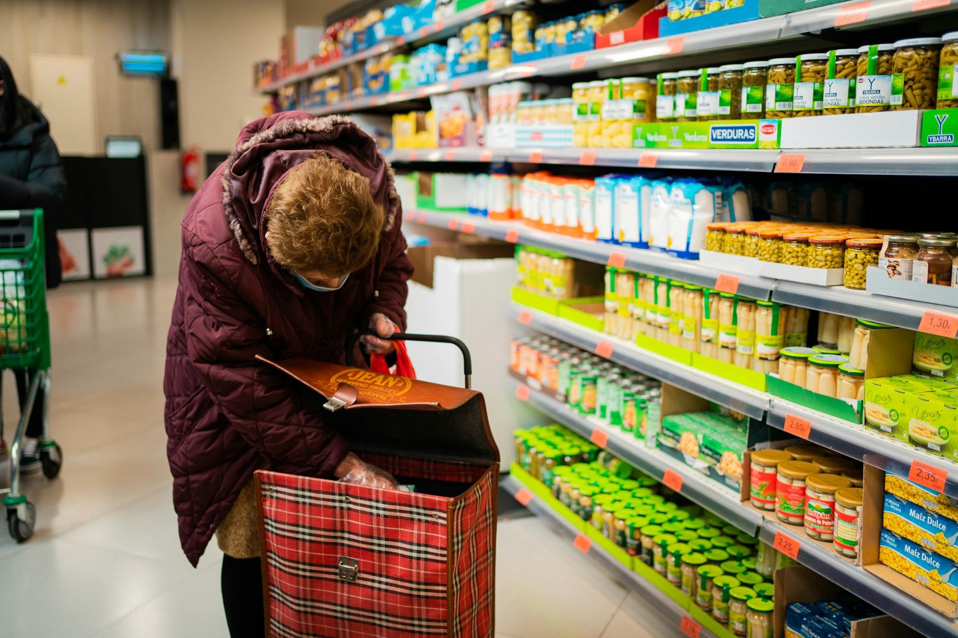 El INE rebaja la inflación de enero al 2,9 % pero sigue en máximos de los últimos siete meses