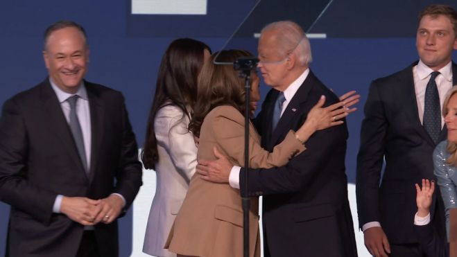 Kamala Harris toma el testigo de Joa Biden en la Convención Democrata en Chicago Kamala Harris toma el testigo de Joa Biden en la Convención Democrata en Chicago