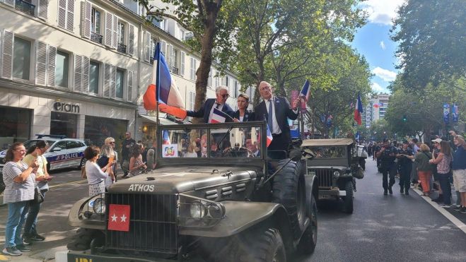 Protagonismo exclusivo de los militares franceses en el 80 aniversario de la liberación de Paris. Foto Carlos de Urabá . Protagonismo exclusivo de los militares franceses en el 80 aniversario de la liberación de Paris. Foto Carlos de Urabá .