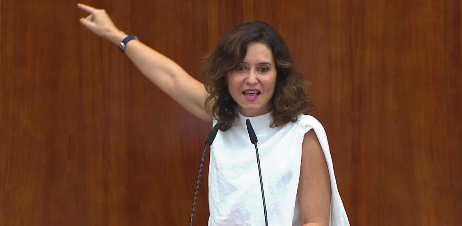Ayuso, una presidenta a la fuga