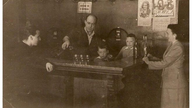 Foto: Valentín Marañón y Josetxo Marañón en 1942, las dos primeras generaciones Foto: Valentín Marañón y Josetxo Marañón en 1942, las dos primeras generaciones