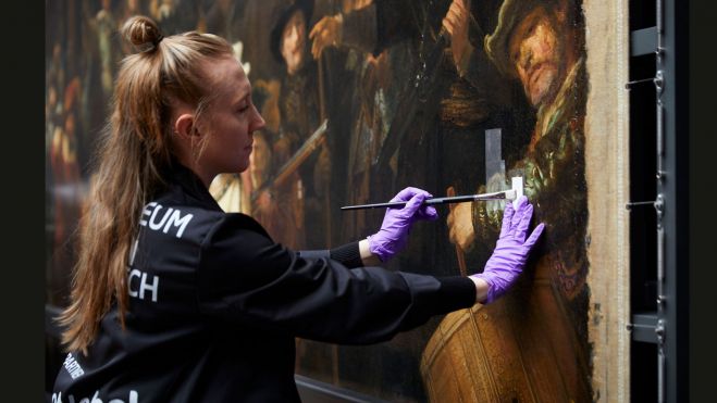 Restauración de "La ronda de noche", Foto de : Rijksmuseum/Henk Wildschut Restauración de "La ronda de noche", Foto de : Rijksmuseum/Henk Wildschut