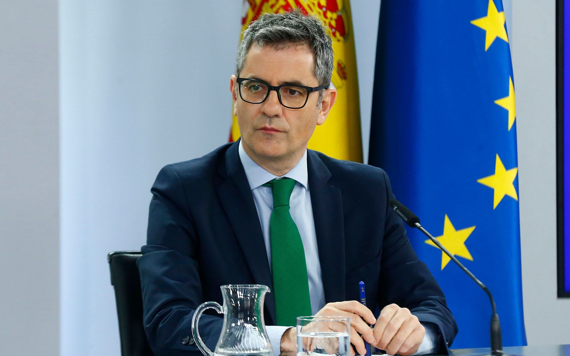 Bolaños apela al sentido común de Junts mientras la derecha se revuelca en el barro