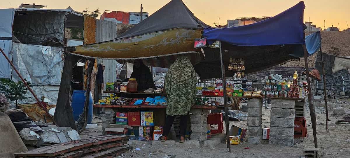 Al menos 945.000 personas necesitan ayuda urgente para pasar el invierno y protegerse de la lluvia y el frío. | Foto: UNFPA/Media Clinic