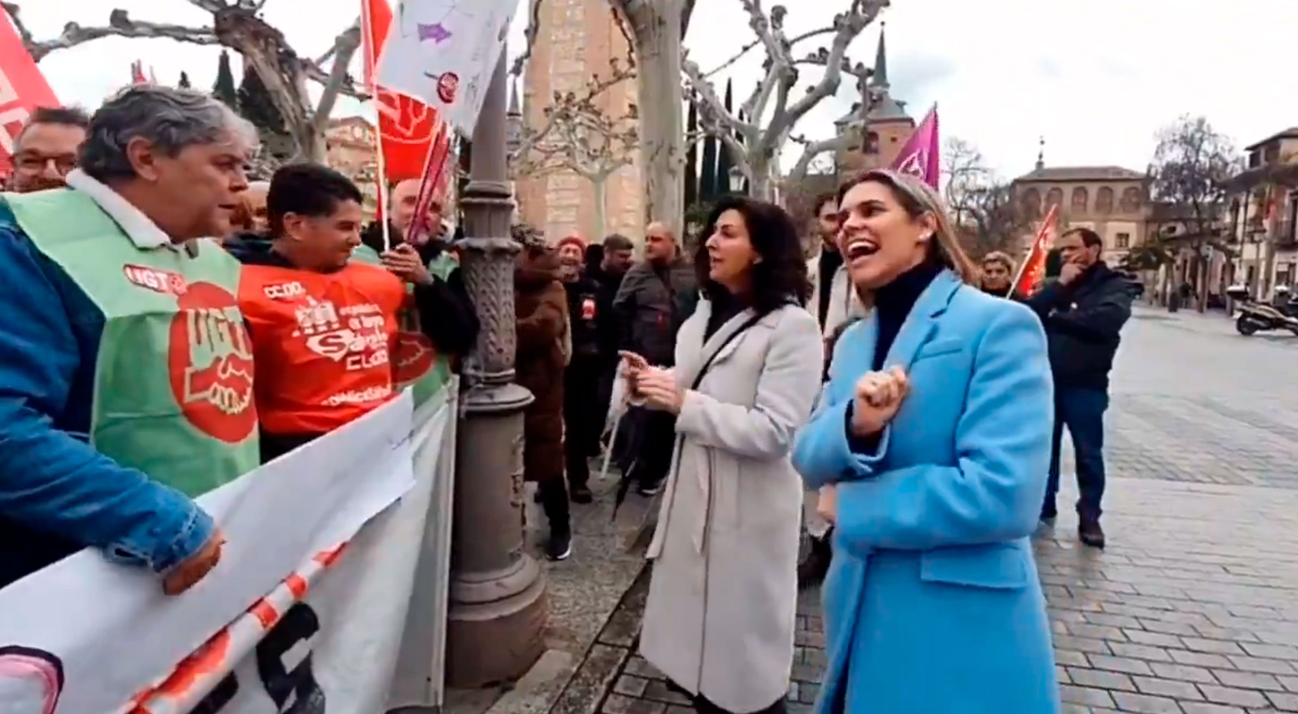 Judith Piquet, alcaldesa de Alcalá de Henares, desprecia y se ríe de los trabajadores municipales.
