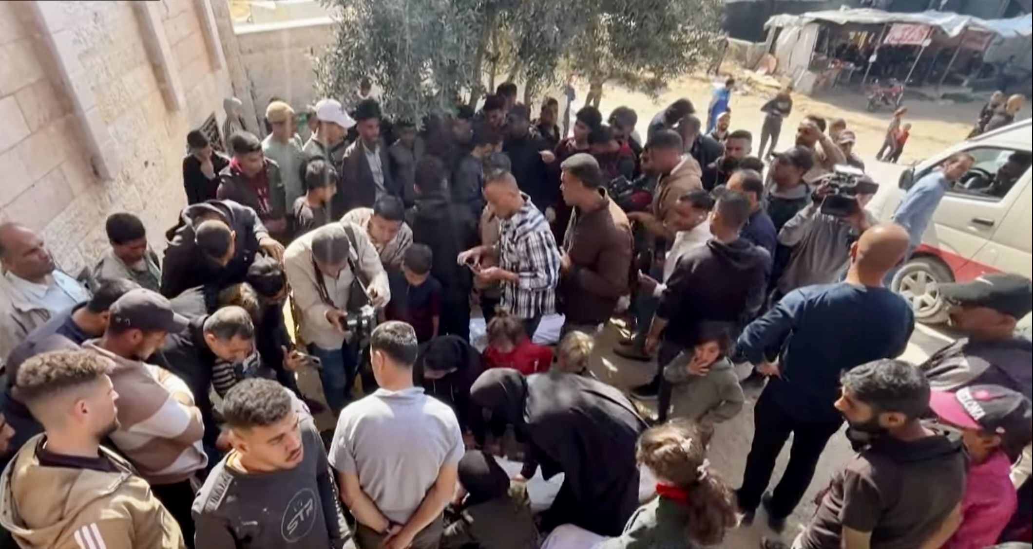 Casi 400.000 desplazados en Gaza tras la nueva ofensiva israelí