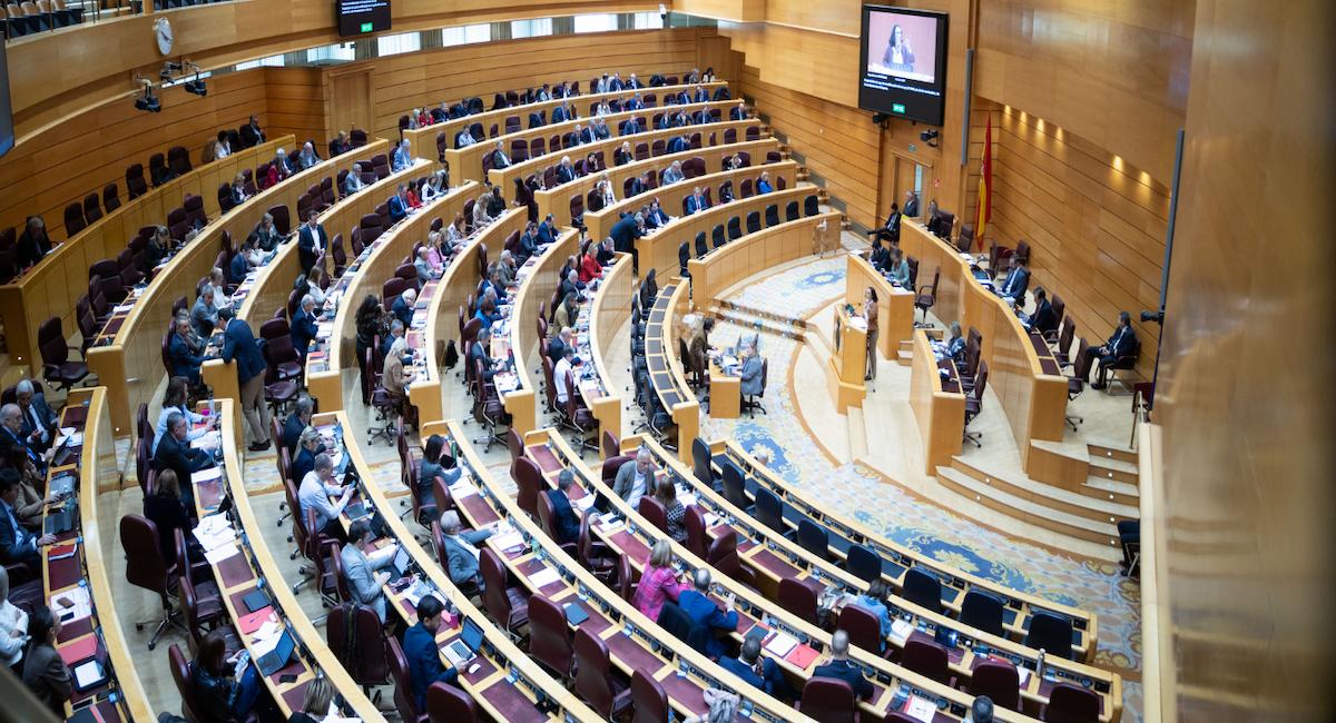 El PP protege la sombra del franquismo al mutilar la reforma de la Ley de Asociación