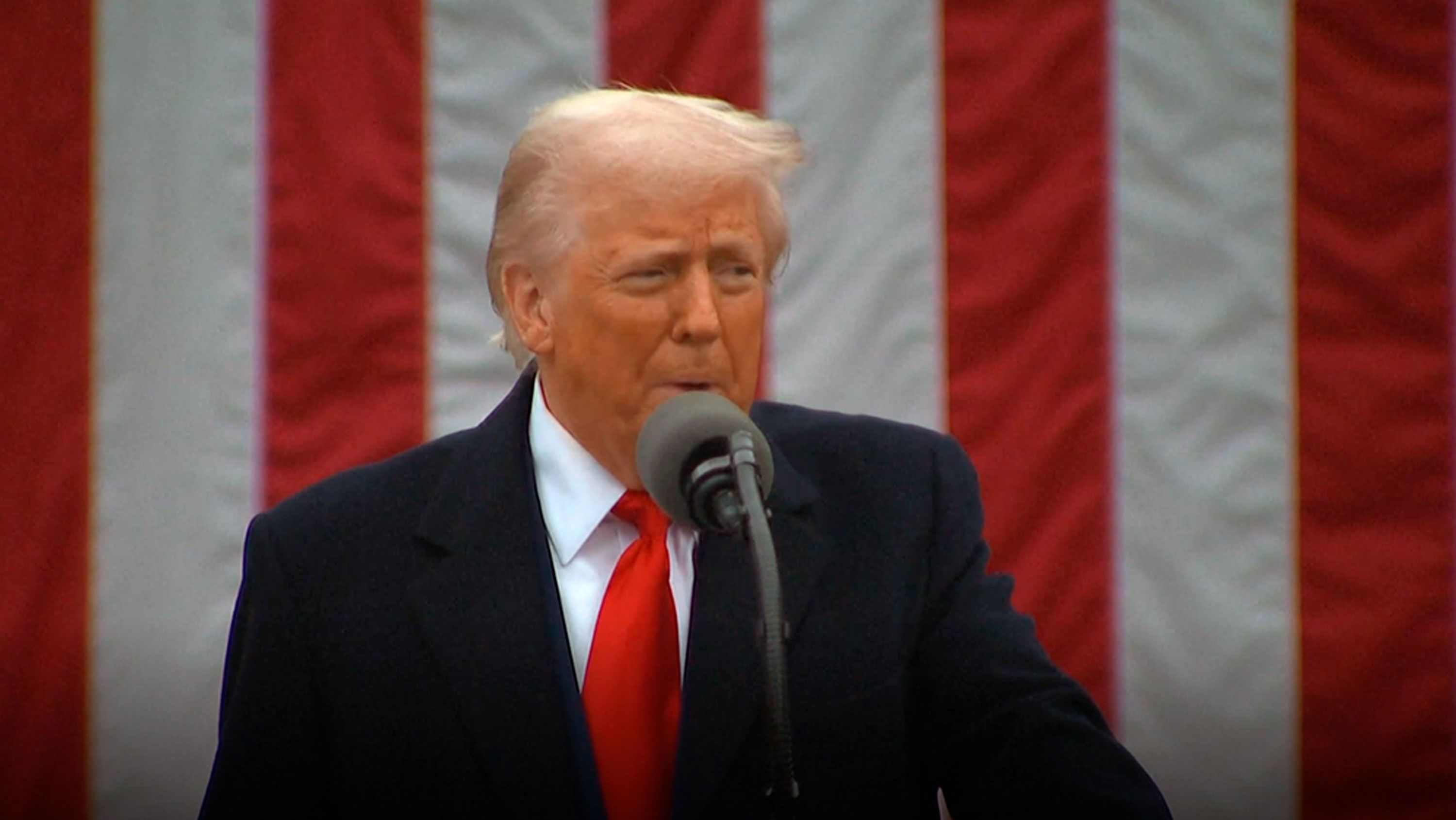 Trump impone su ley: tregua para algunos, castigo brutal para China