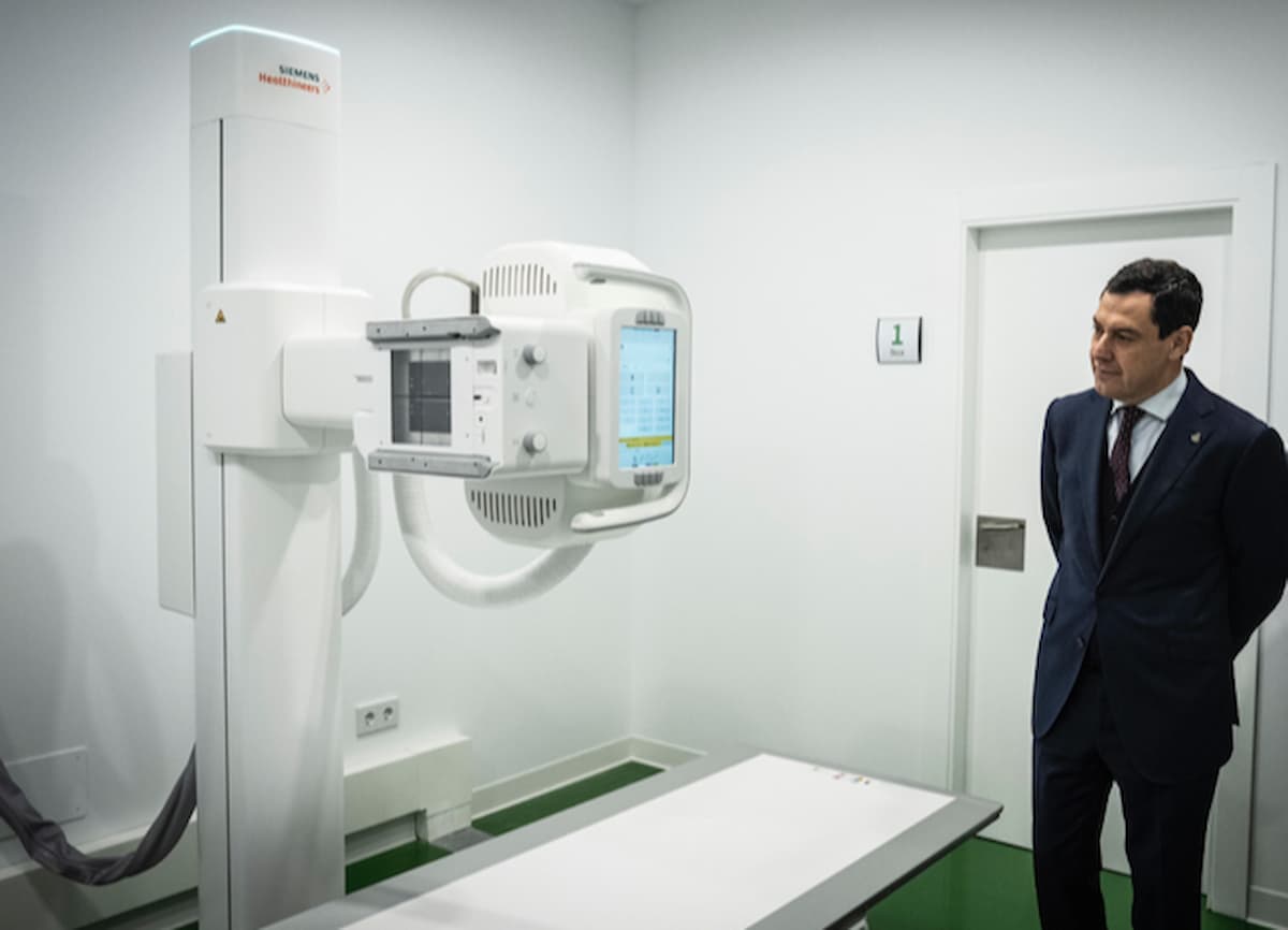 Moreno Bonilla en centro de salud