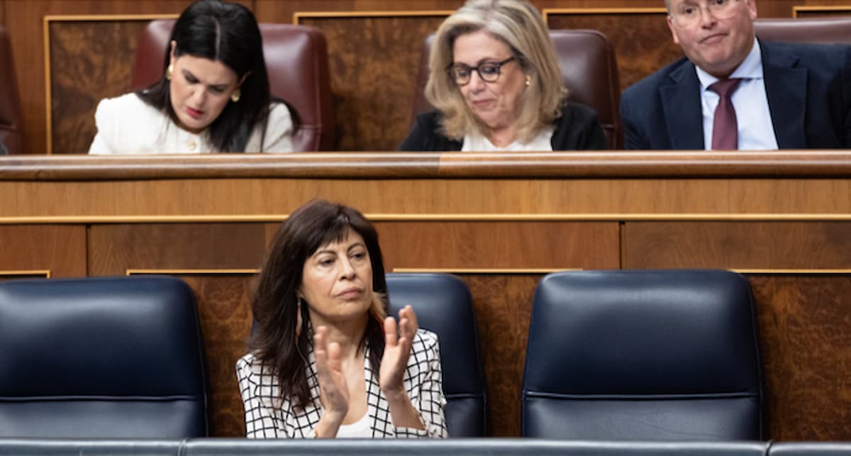 el pp no es mas negacionista de la violencia machista porque no quiere vox