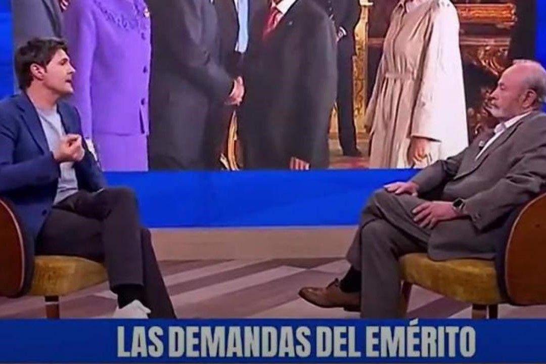 Juan Carlos I, por querellante, pasa a ser enemigo de la monarquía