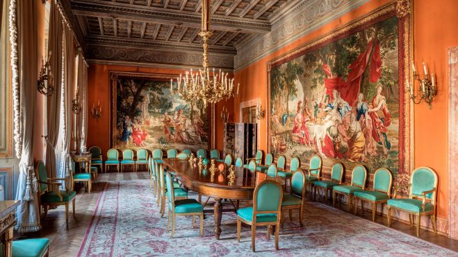 Sede diplomática de España ante la Santa Sede en el Palacio Monaldeschi, ubicado en la Plaza de España.