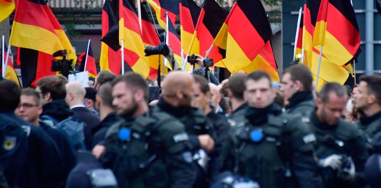 Los límites de la libertad de expresión en Alemania a debate: la prohibición de una revista de extrema derecha genera tensión
