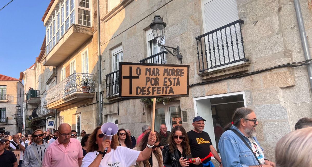Manifestación 7 junio Baiona 1