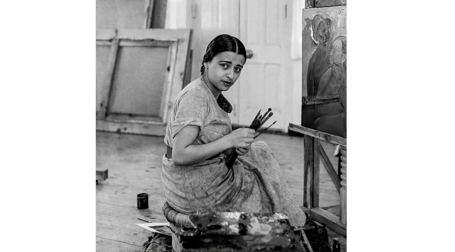 Amrita Sher Gil, pintando en su estudio
