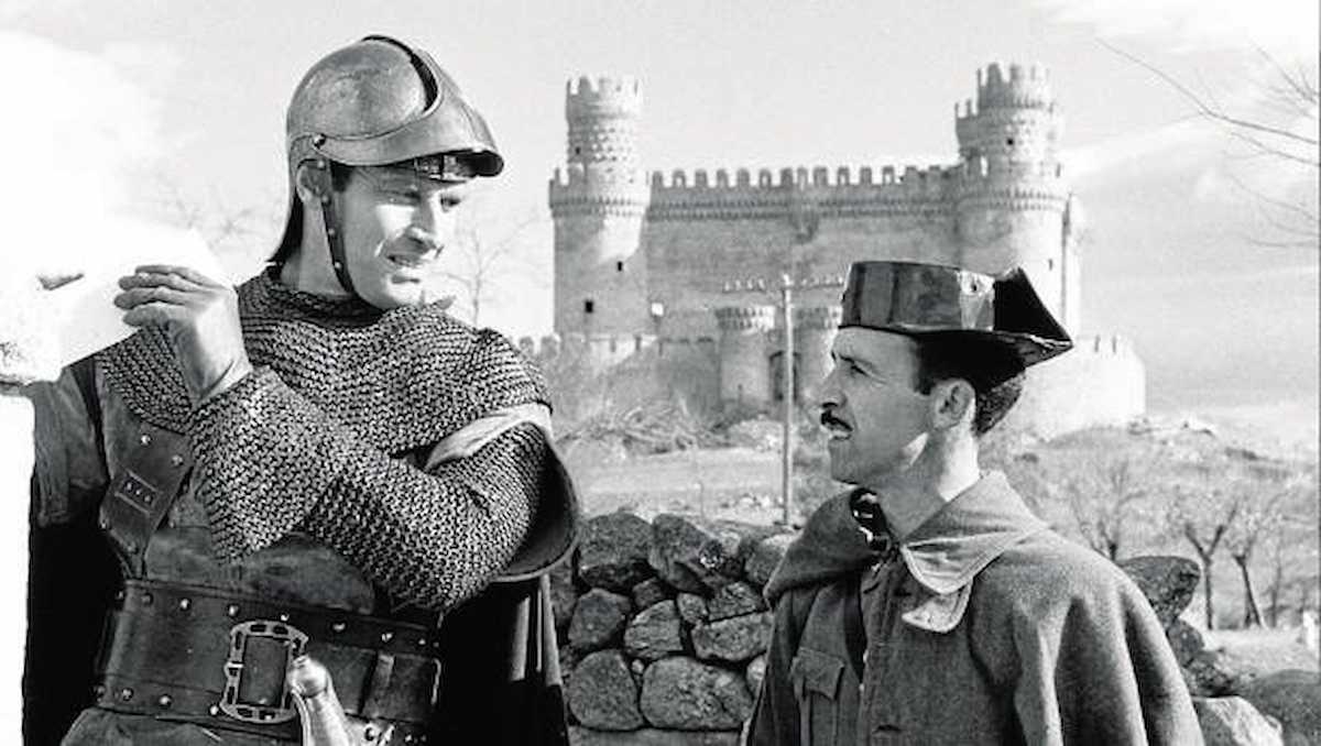 Charlton Heston con un guardia civil durante el rodaje de El Cid en 1961