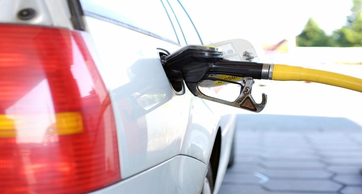 Carburantes a la baja, un respiro para las familias en plena cuesta de septiembre