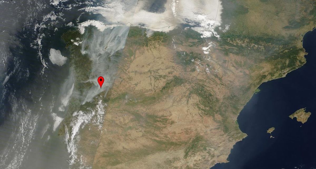 Los incendios forestales en España y Portugal se intensificaron repentinamente a mediados de agosto de 2025, en medio de la última ola de calor que afectó a la región este verano. | Foto: NASA Los incendios forestales en España y Portugal se intensificaron repentinamente a mediados de agosto de 2025, en medio de la última ola de calor que afectó a la región este verano. | Foto: NASA