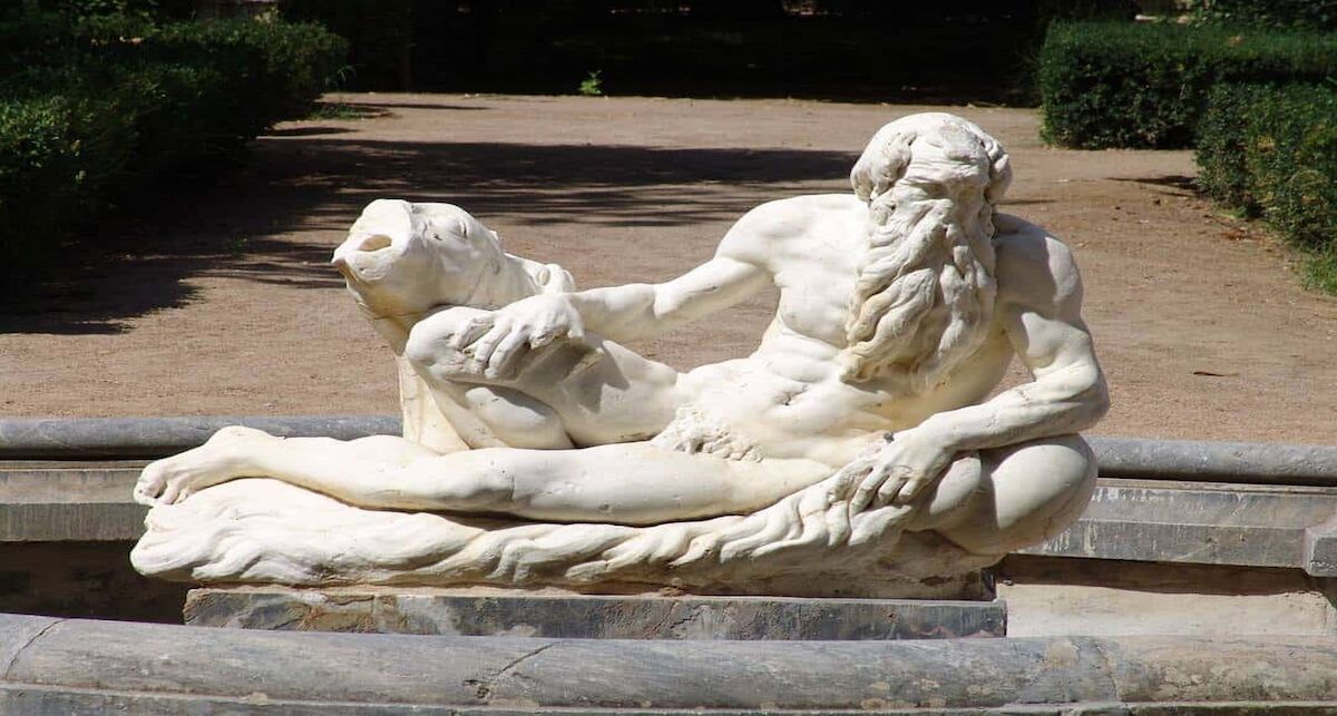 Fuente de Neptuno. | Foto: Ecologistas en Acción Fuente de Neptuno. | Foto: Ecologistas en Acción