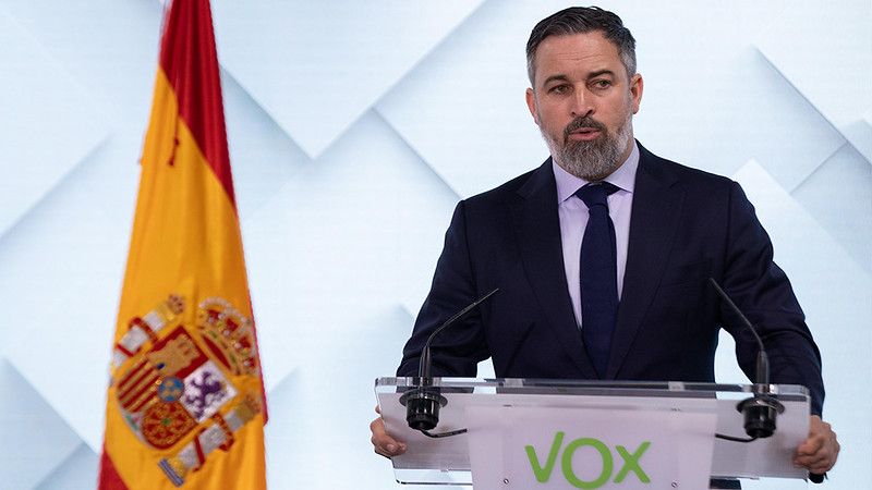 Abascal contra la realidad, Vox insiste en una política migratoria sin sustento ni respaldo