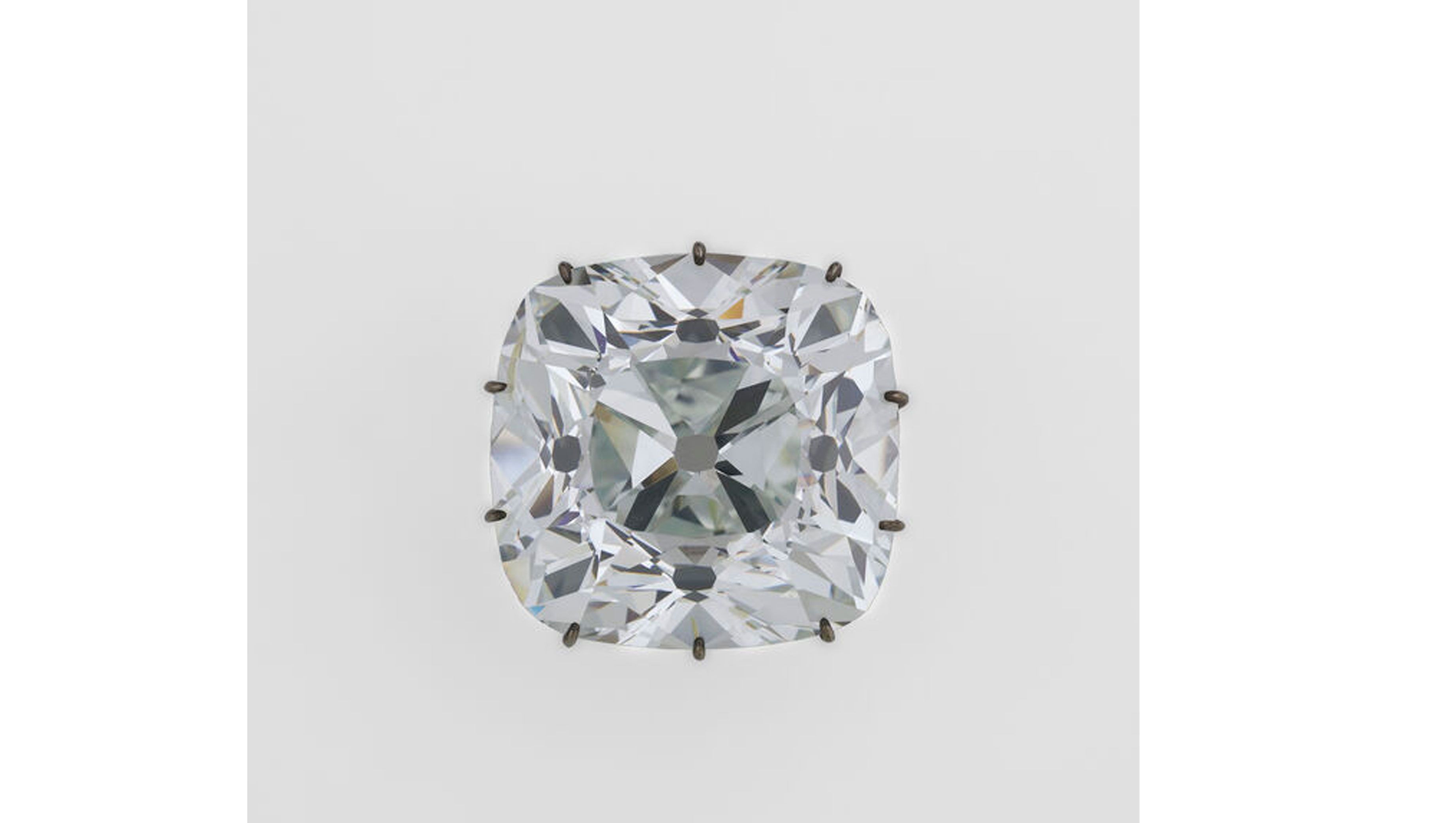 Diamond, llamado “El Regente” (140.64 quilates métricos). Diamond, llamado “El Regente” (140.64 quilates métricos).