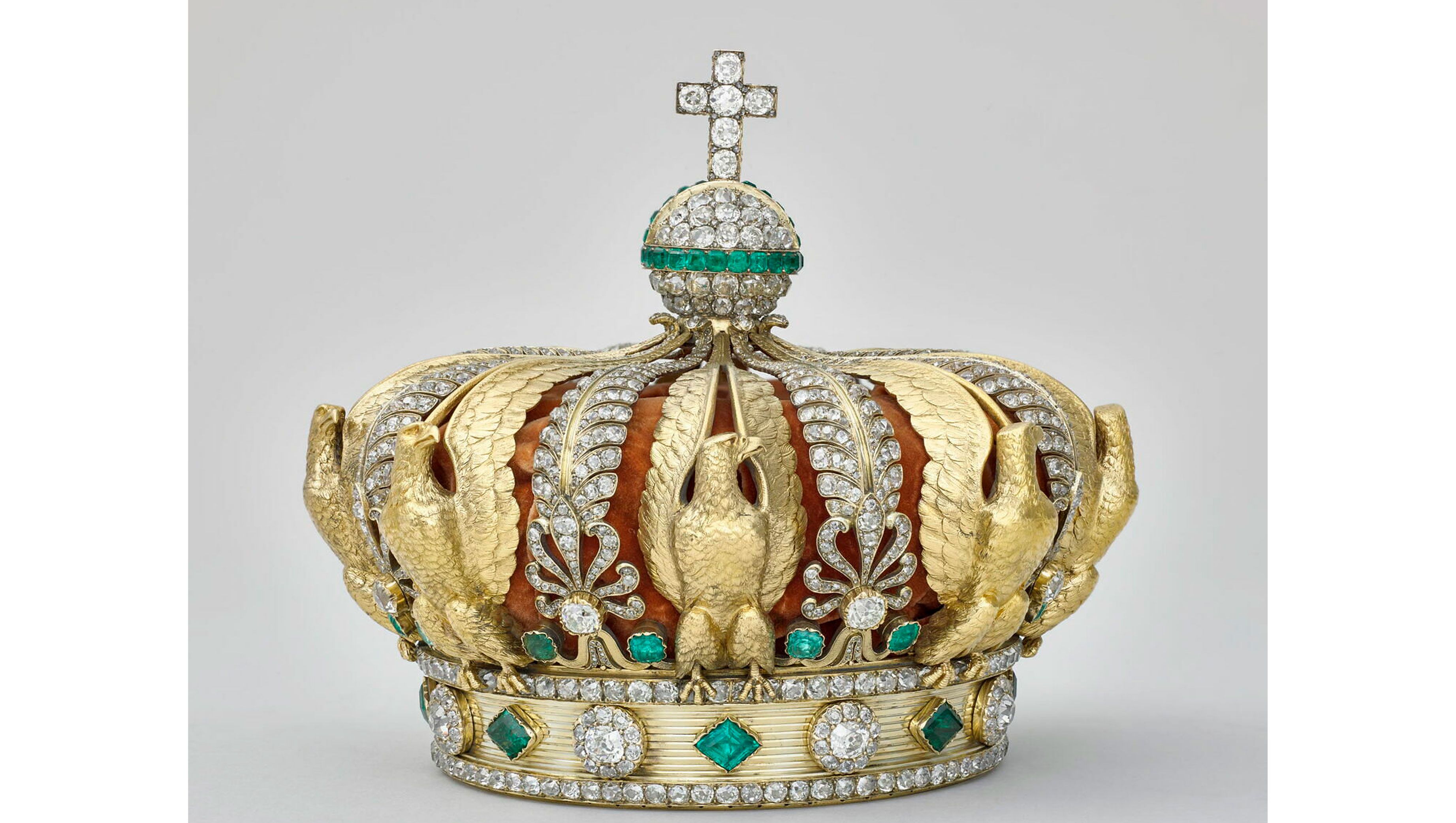 Corona de la emperatriz Eugenia, la joya robada del Louvre que ha sido recuperada Corona de la emperatriz Eugenia, la joya robada del Louvre que ha sido recuperada