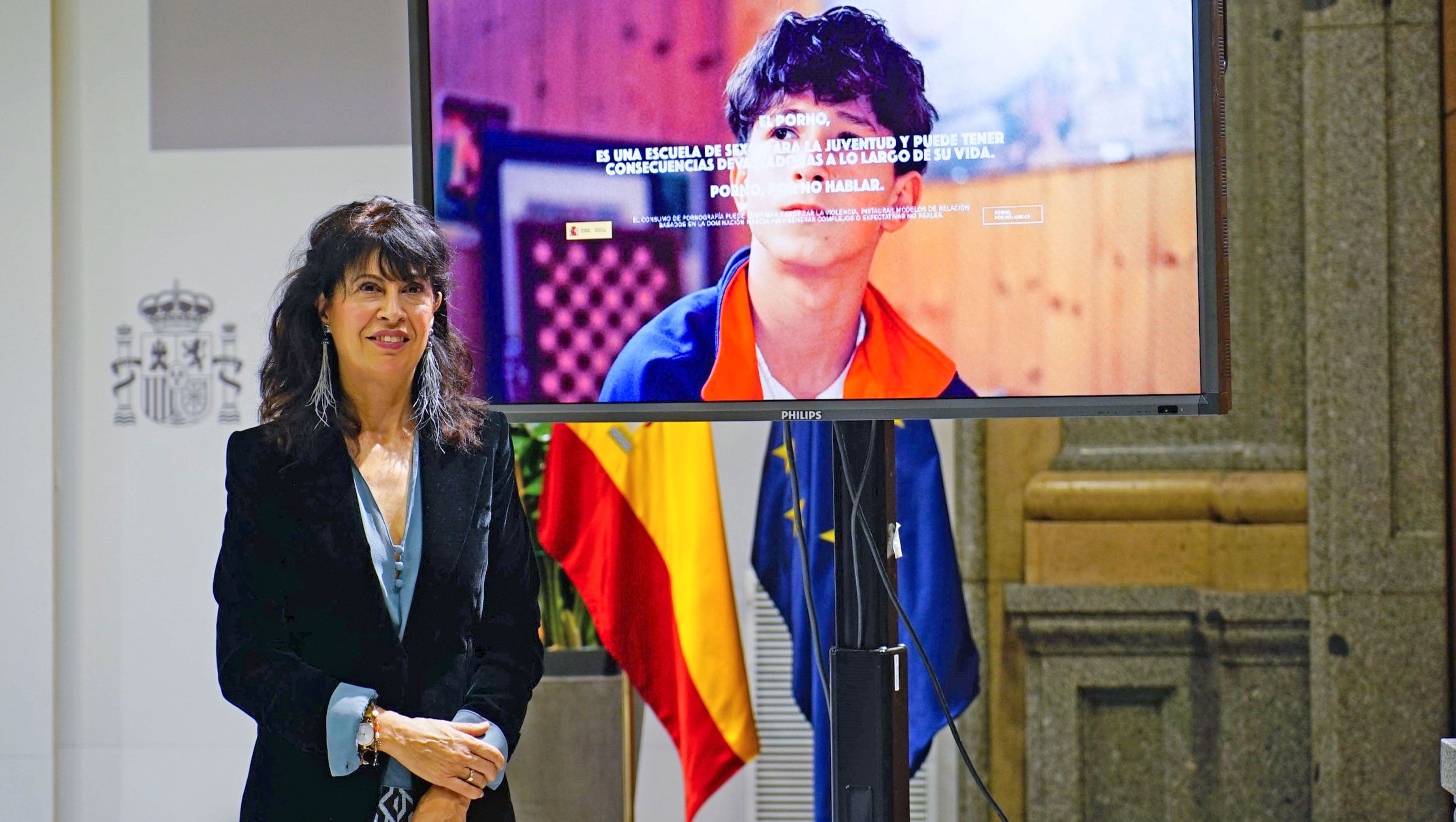 La ministra de Igualdad, Ana Redondo, ha presentado la campaña institucional “Porno, por no hablar”, centrada en la promoción de una educación sexual positiva basada en la igualdad y el buen trato.