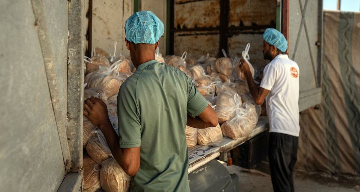 El pan está listo para su distribución en Nuseirat, Gaza. | Foto: PMA/Maxime Le Lijour