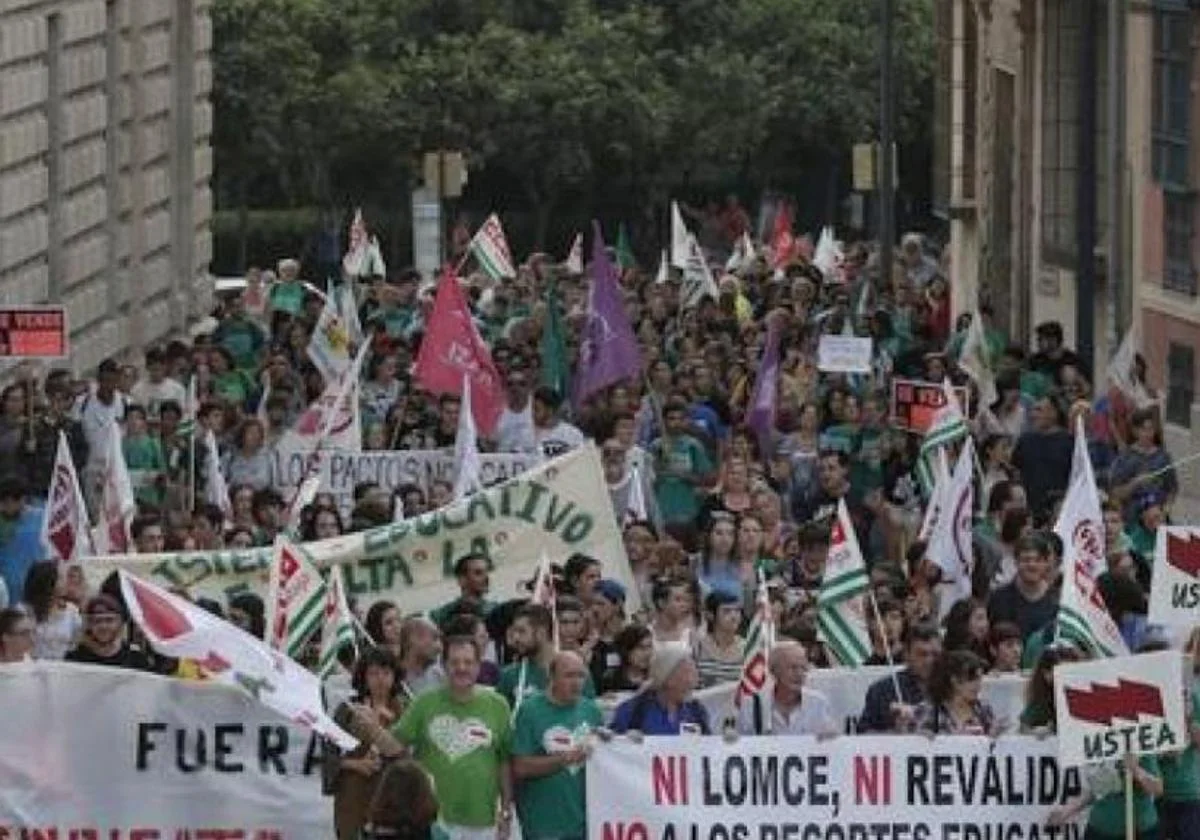 La juventud deja de mirar hacia abajo: la huelga estudiantil contra el acoso escolar abre una grieta en la indiferencia