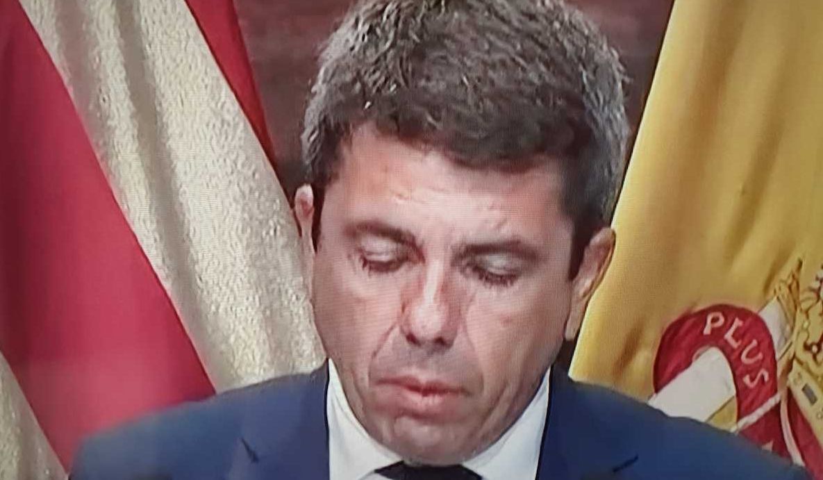 Carlos Mazón durante la declaración institucional