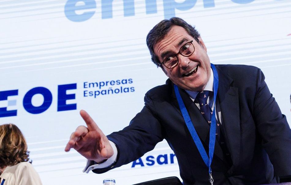 El duelo como derecho laboral pendiente: la ampliación de permisos se encalla en el coste empresarial