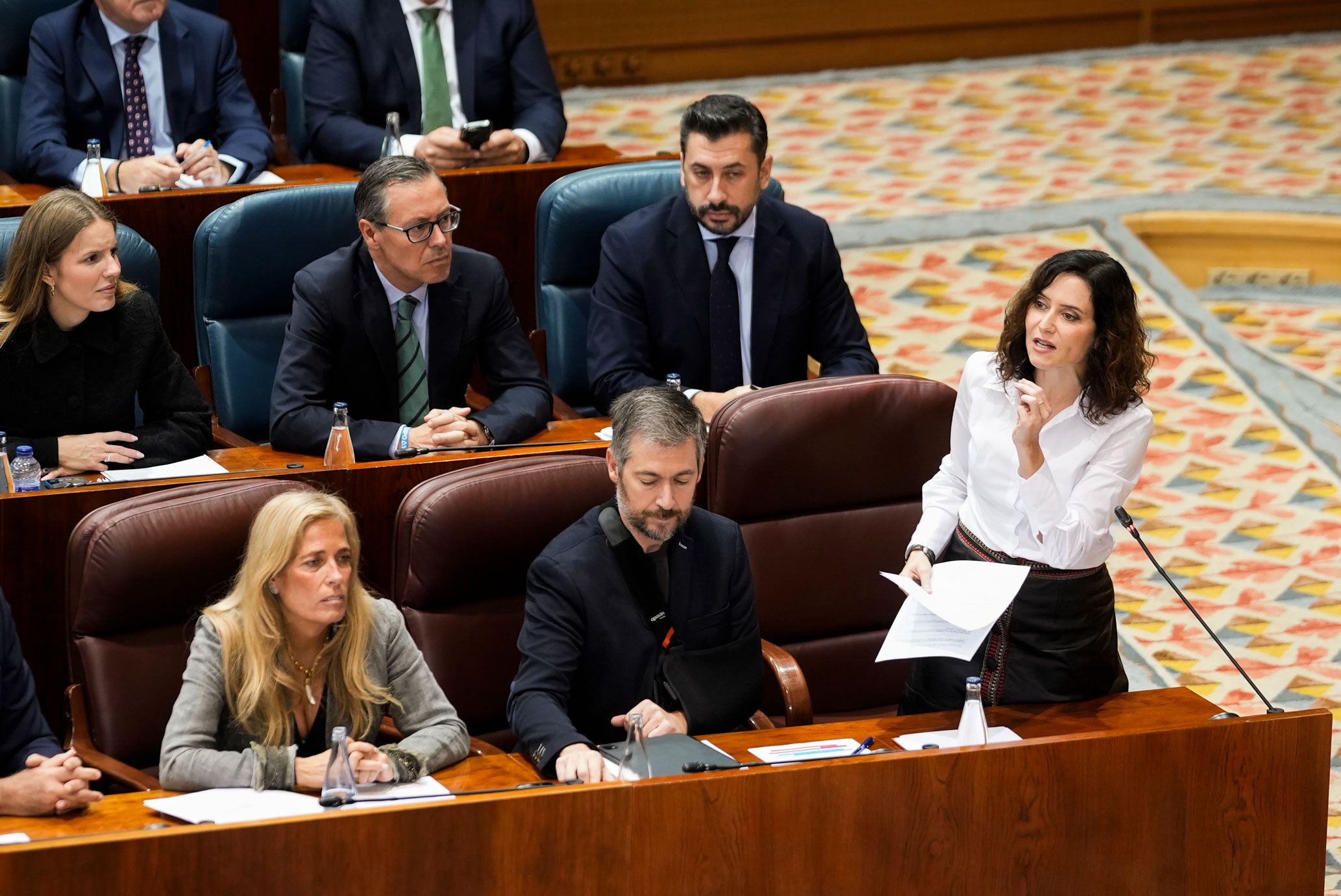La presidenta regional, Isabel Díaz Ayuso, en la Asamblea