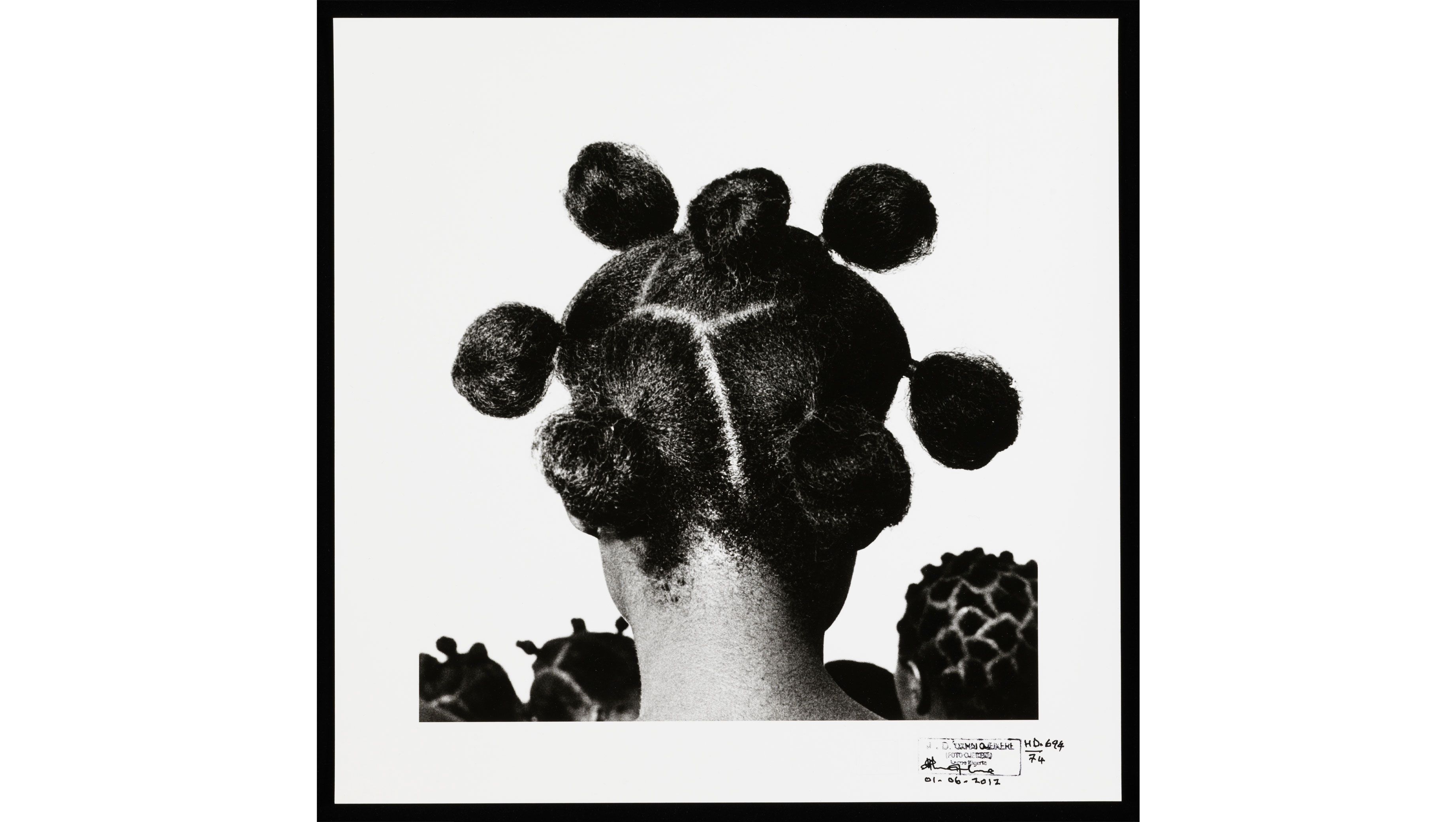 J.D. Okhai Ojeikere, Untitled (Mkpuk Eba) 1974, printed 2012