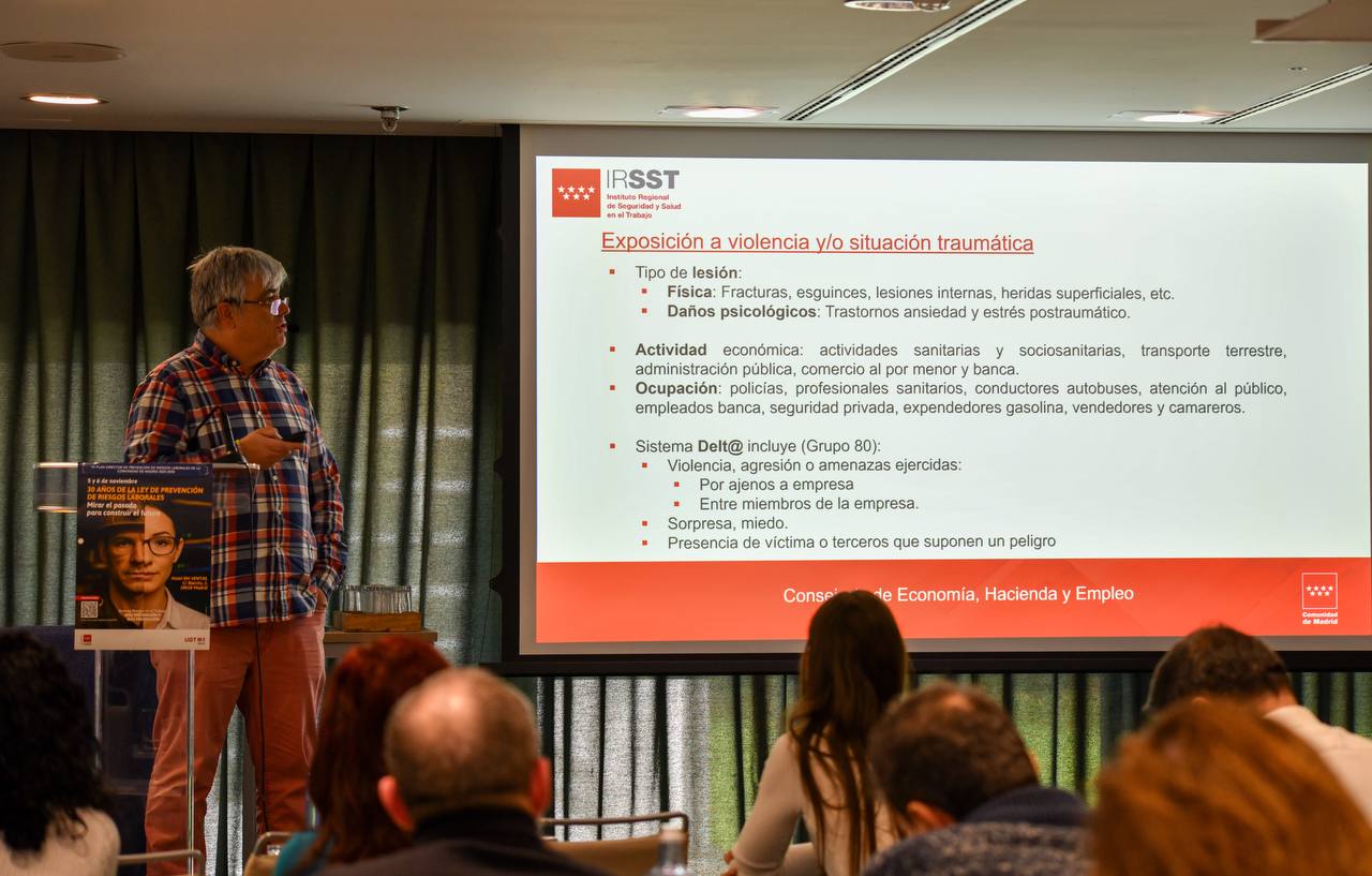 El psicólogo Guillermo Fauce Fernández, presidente de la Fundación Psicología sin Fronteras y profesor de la Universidad Complutense de Madrid, en la Jornada Regional de Seguridad y Salud en el Trabajo organizada por UGT Madrid,
