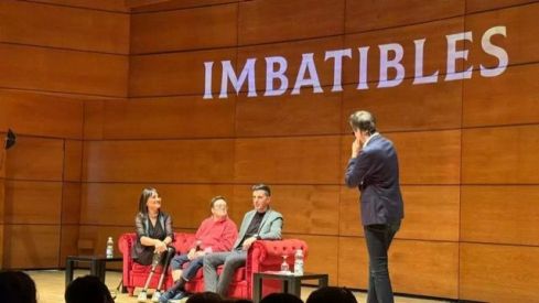 Momento de la charla Imbatibles Momento de la charla Imbatibles