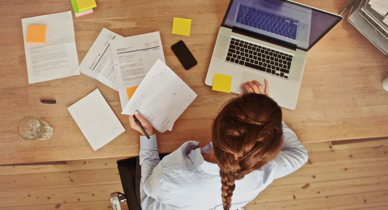 El Gobierno aplaza Verifactu a 2027 y enciende al colectivo: “Otro volantazo que genera desconfianza”