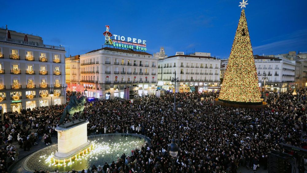 Puerta del Sol con el grupo ultracatólico de Hakuma