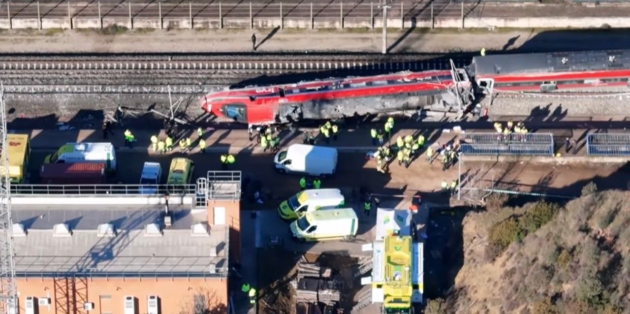 Adamuz accidente 03 extrema