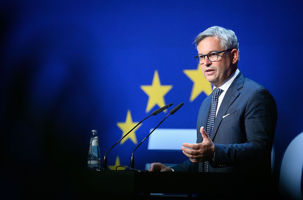 Magnus Brunner, comisario europeo de Asuntos de Interior y Migración. Bruselas legitima lo que España ya sabía regularizar también es política laboral Magnus Brunner, comisario europeo de Asuntos de Interior y Migración. Bruselas legitima lo que España ya sabía regularizar también es política laboral