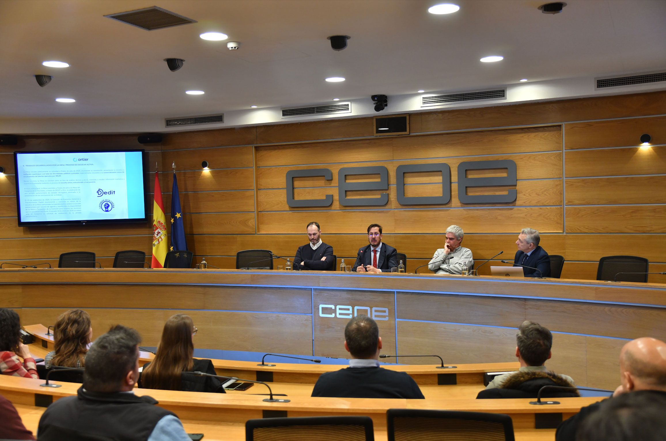 Los loteros piden regular la venta online y evitar el monopolio digital de SELAE