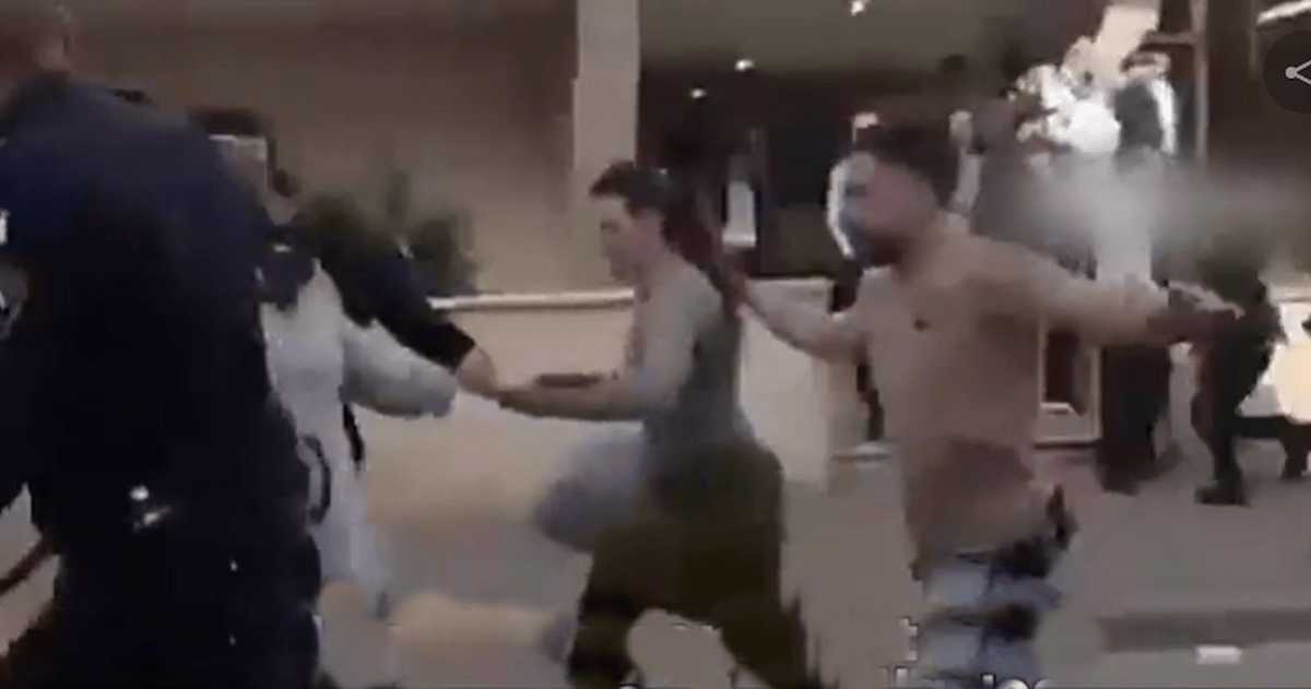 Una de las mujeres soldado perseguidas por la horda ultra de Israel