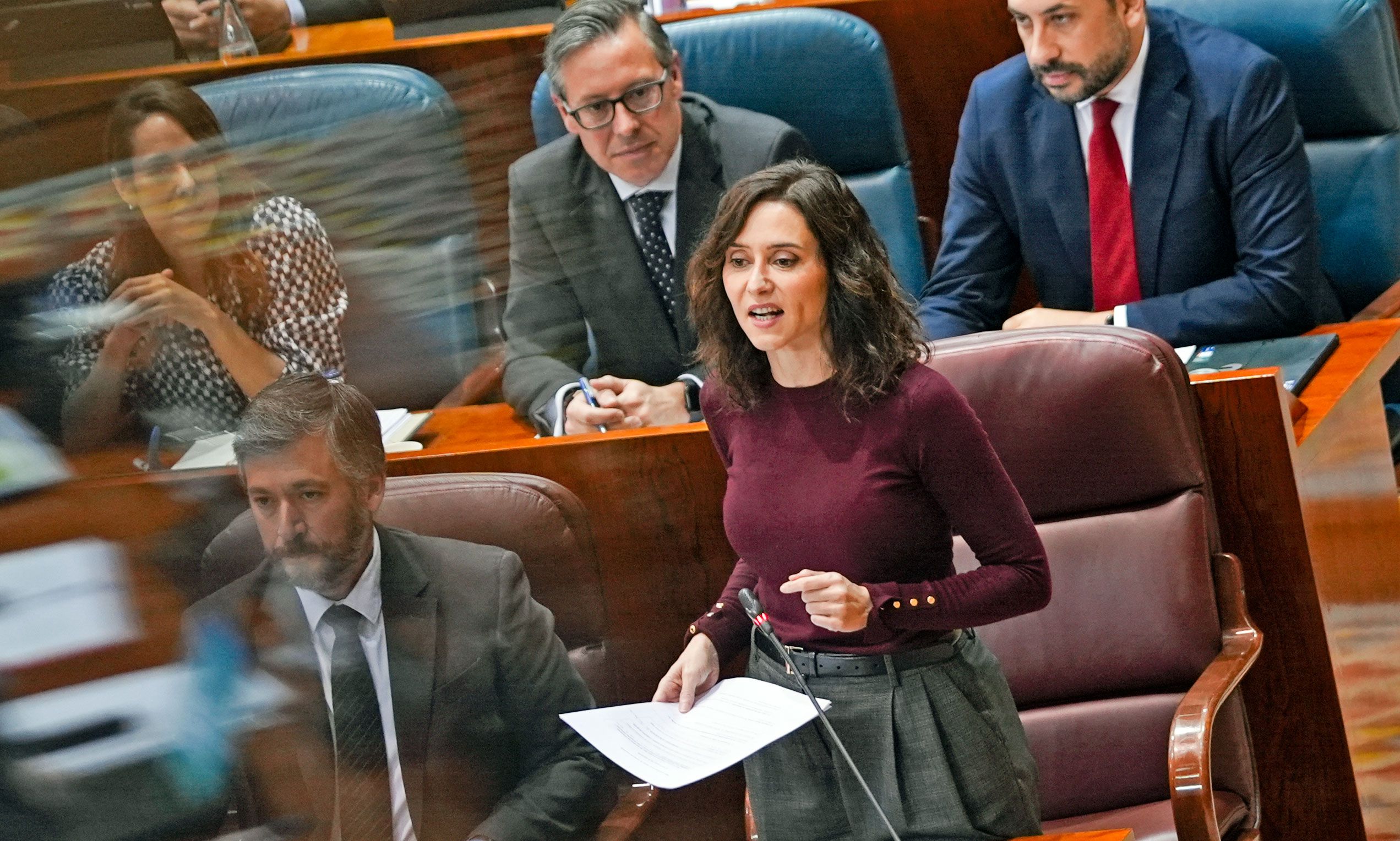 La presidenta de la Comunidad de Madrid, Isabel Díaz Ayuso, en el Pleno de la Asamblea de Madrid