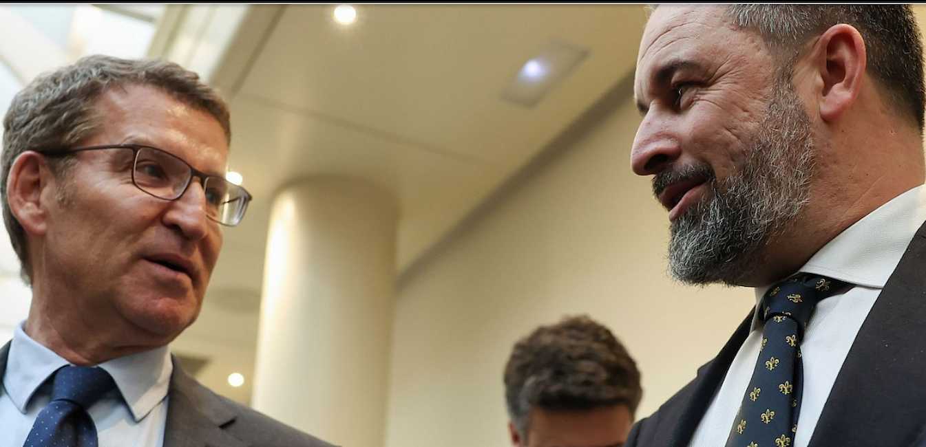 Feijóo con Abascal en una imagen de archivo. El líder de Vox rechaza cada propuesta del gallego