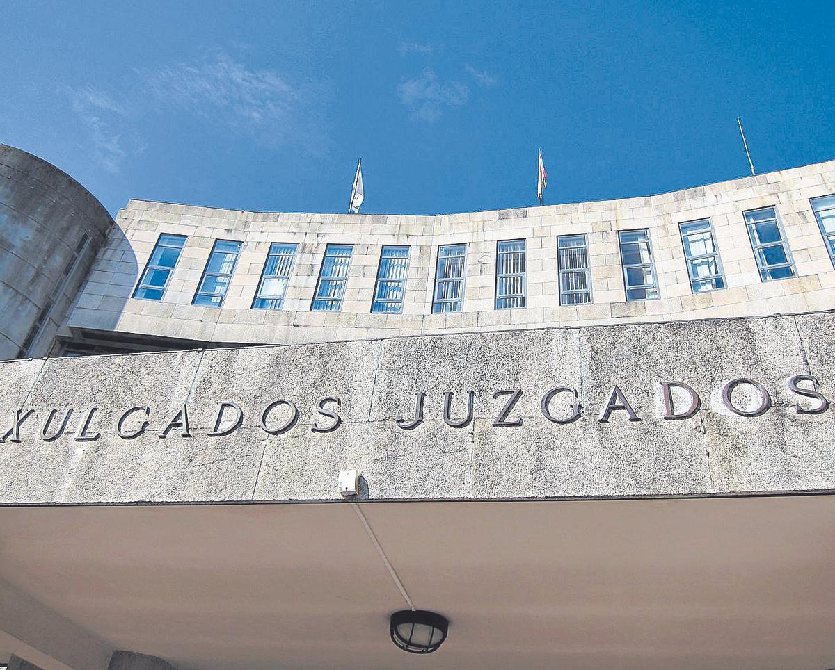 La justicia gallega, víctima de años de dejadez de la Xunta de Galicia
